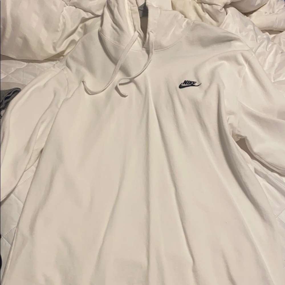nike long sleeve